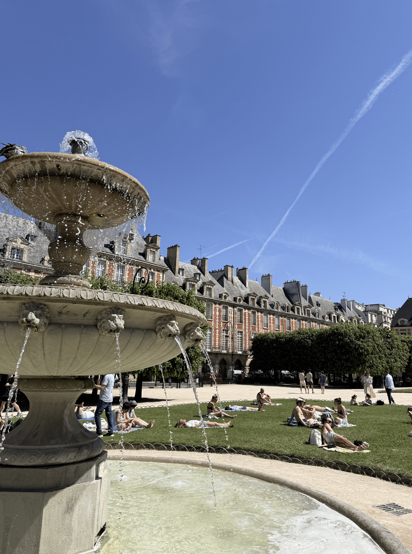 Place des Vosges, Paris